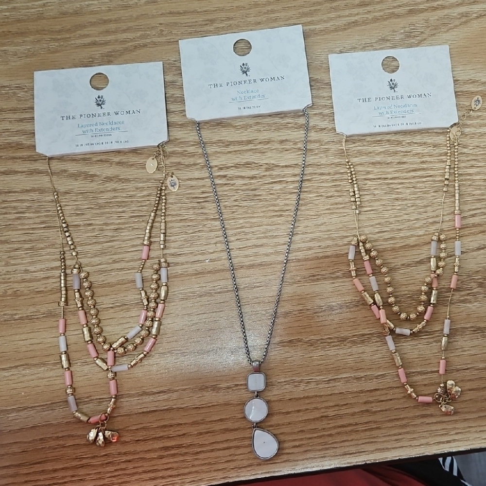 2 Pairs Gold And Pink Colored Necklaces And 1 Pair Silver And White